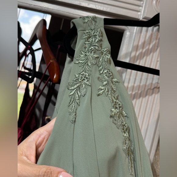 MORILEE - SPECIAL OCCASION DRESS - PLUS SIZE - Picture 2 of 4